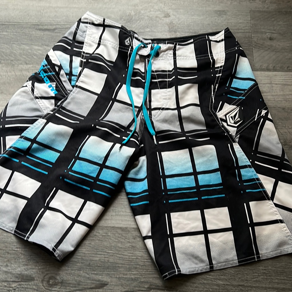 Men short